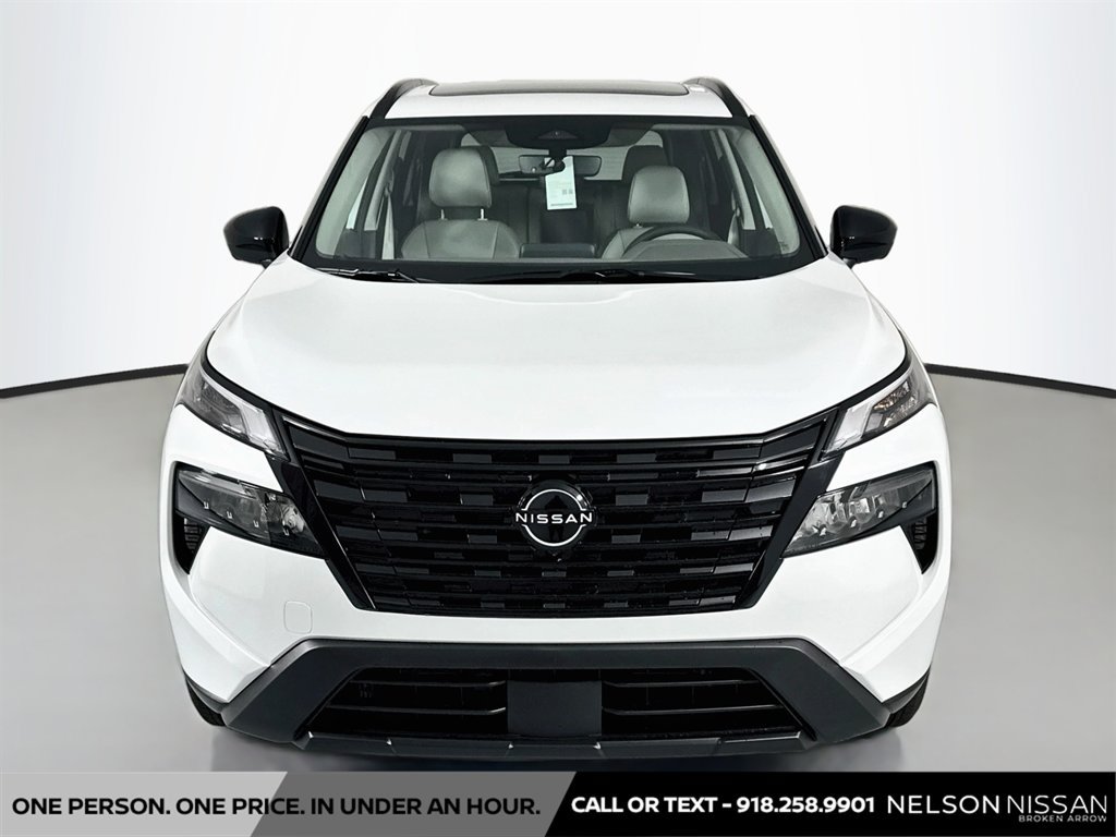 New 2026 Nissan Rogue Dark Armor FWD image 2