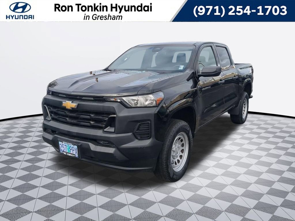 Used 2023 Chevrolet Colorado W/T image 1