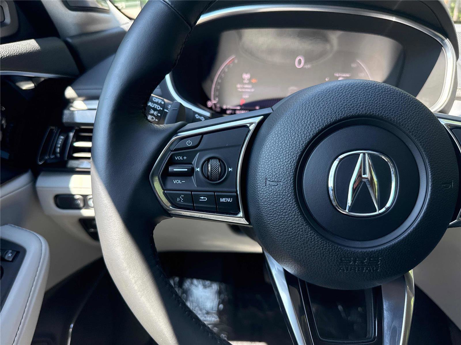 Used 2025 Acura MDX FWD w/ Technology Package image 18
