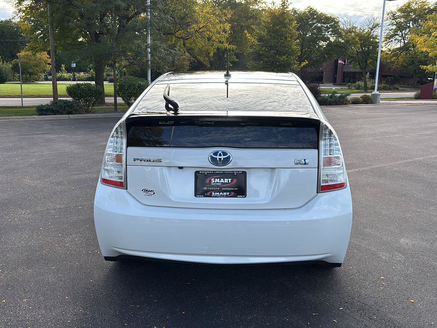Used 2010 Toyota Prius Four w/ Solar Roof Pkg FWD image 11