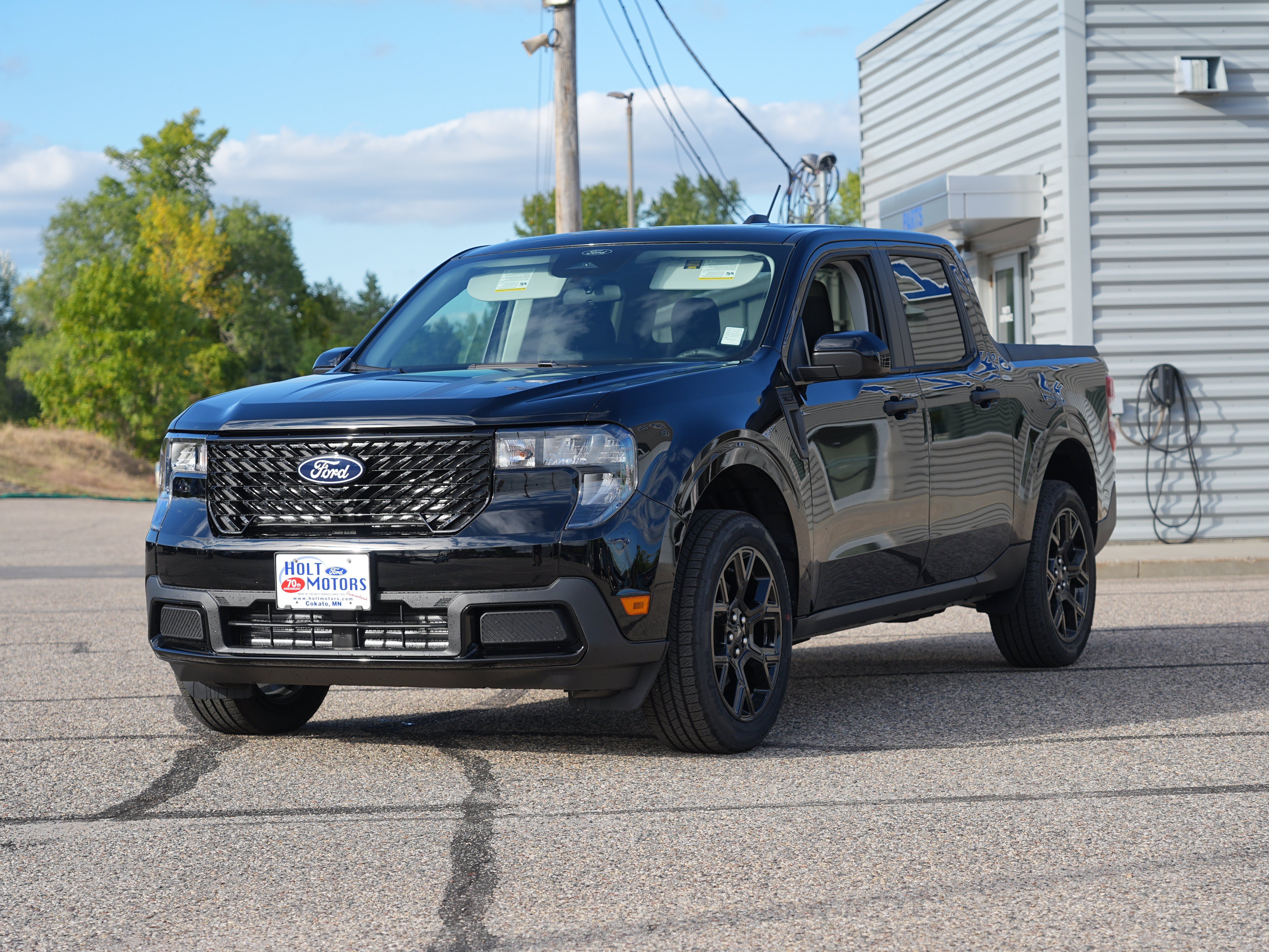 New 2026 Ford Maverick XLT w/ Equipment Group 301A AWD/4WD image 8