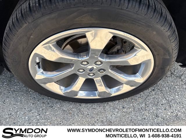 Used 2020 Ford Explorer Platinum w/ Premium Technology Package image 28