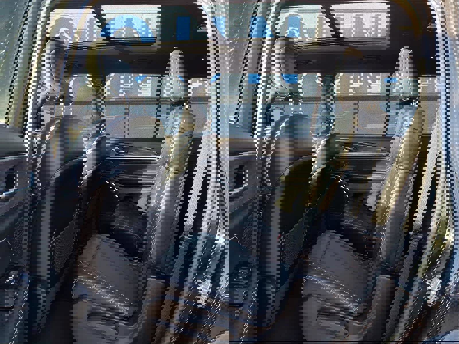 Used 2023 Jeep Grand Cherokee L Overland w/ Advanced Protech Group III image 11