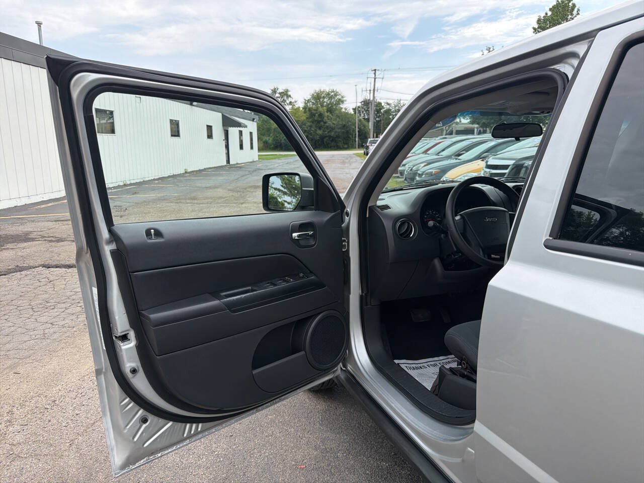 Used 2010 Jeep Patriot Sport w/ PWR Equipment Group FWD image 18