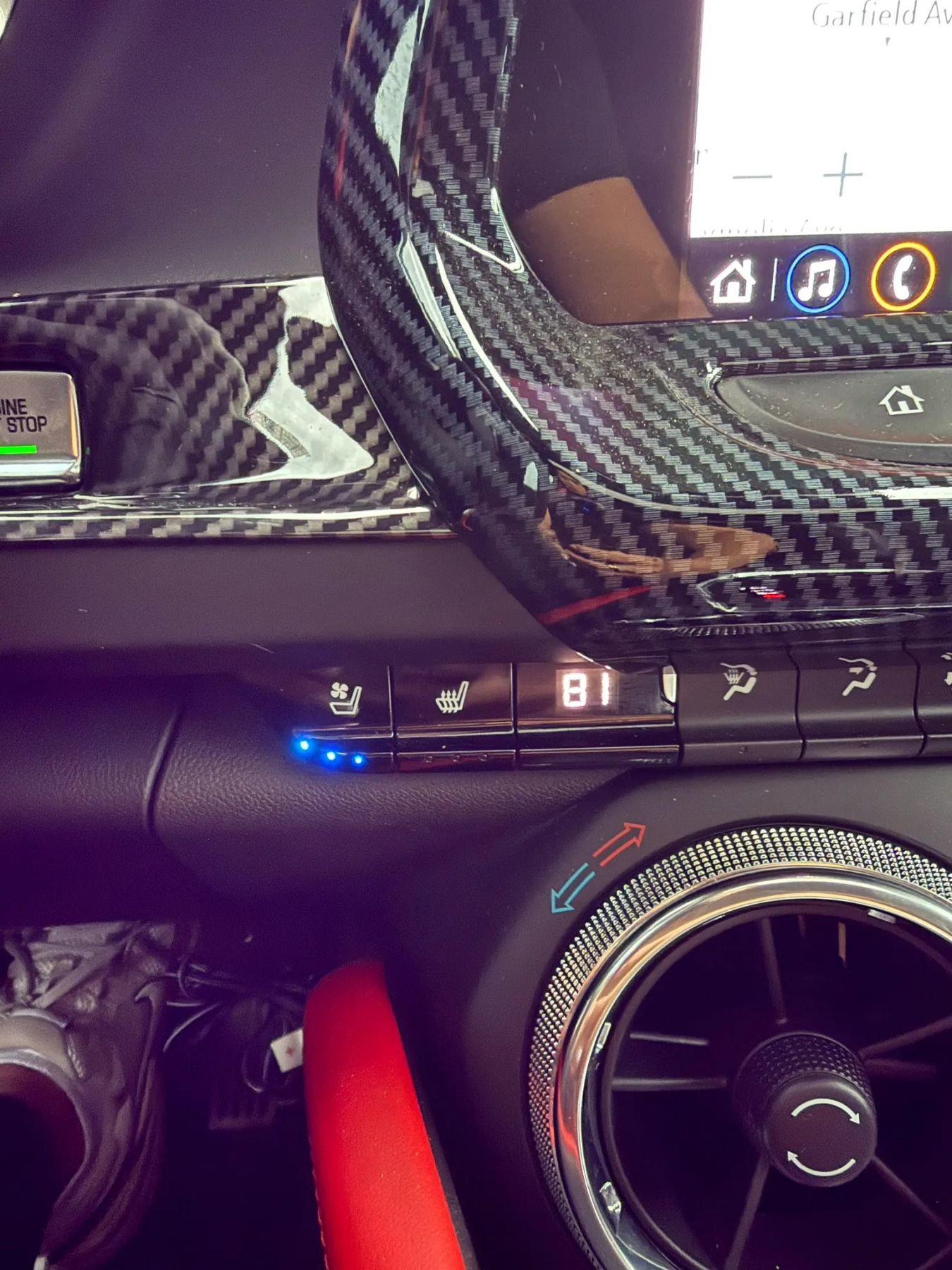 Used 2020 Chevrolet Camaro ZL1 RWD image 32