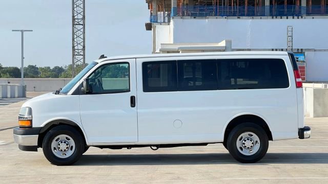 Used 2017 Chevrolet Express 2500 LT w/ LT Preferred Equipment Group image 60