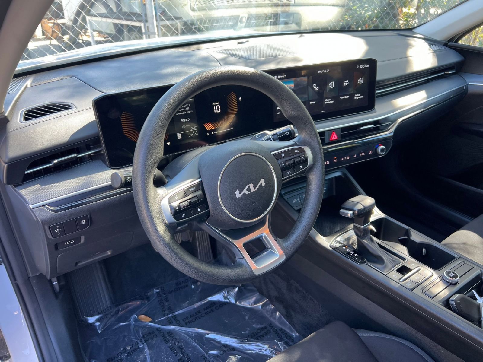 Used 2025 Kia K5 LXS image 32