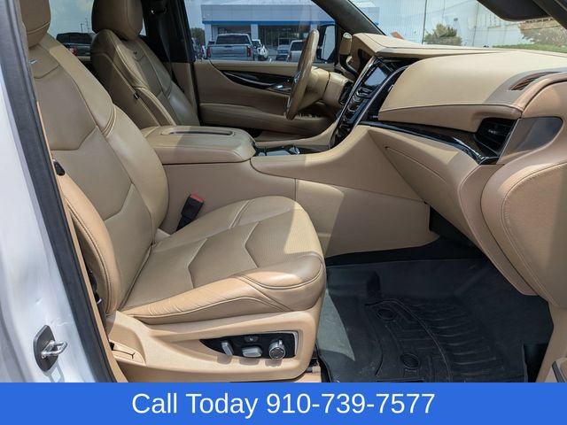 Used 2020 Cadillac Escalade ESV Platinum AWD/4WD image 43
