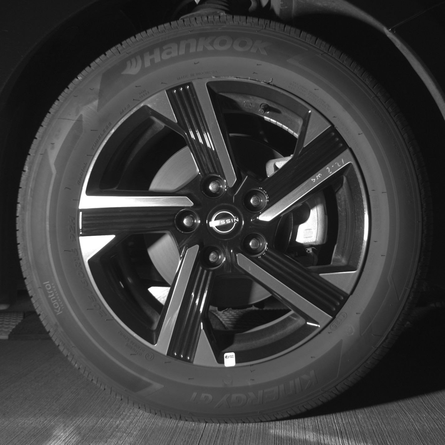 Used 2025 Nissan Sentra SV image 13