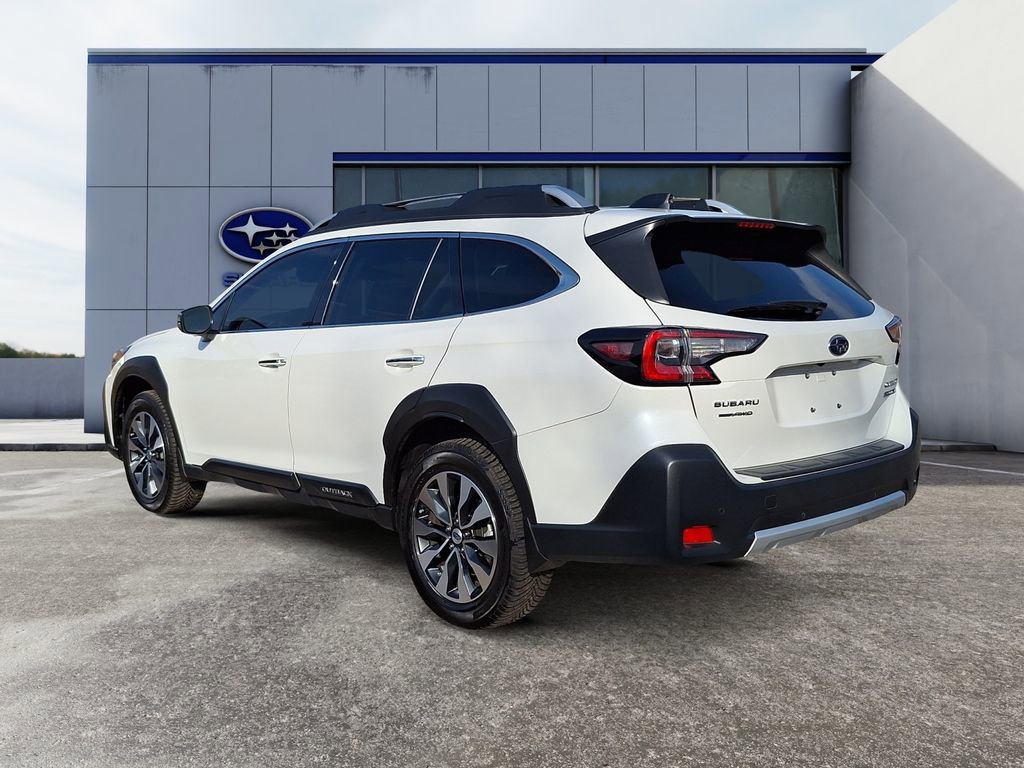 Used 2023 Subaru Outback Touring XT w/ Popular Package #2 image 4