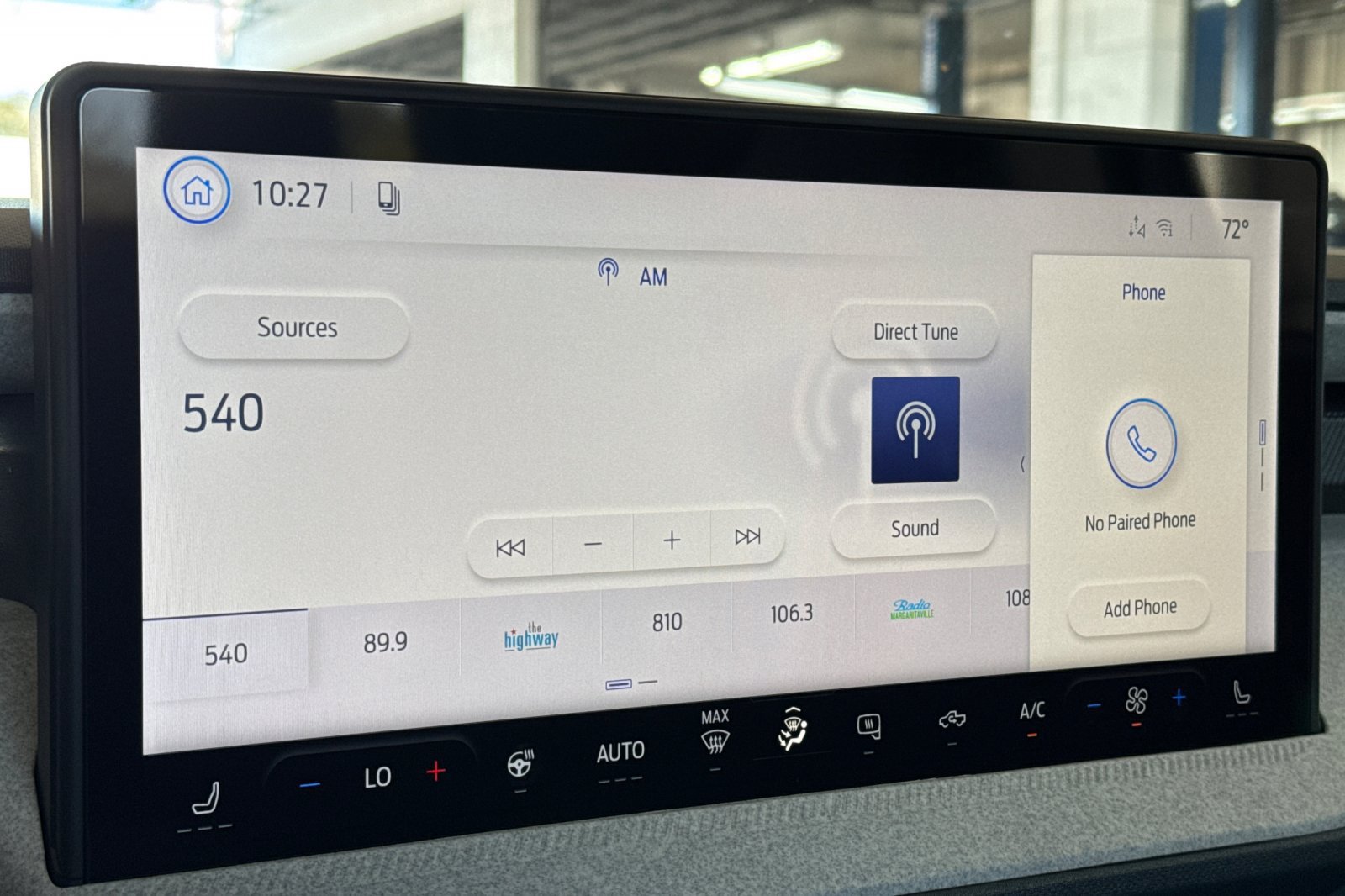 New 2026 Ford Maverick XLT w/ XLT Luxury Package FWD image 19