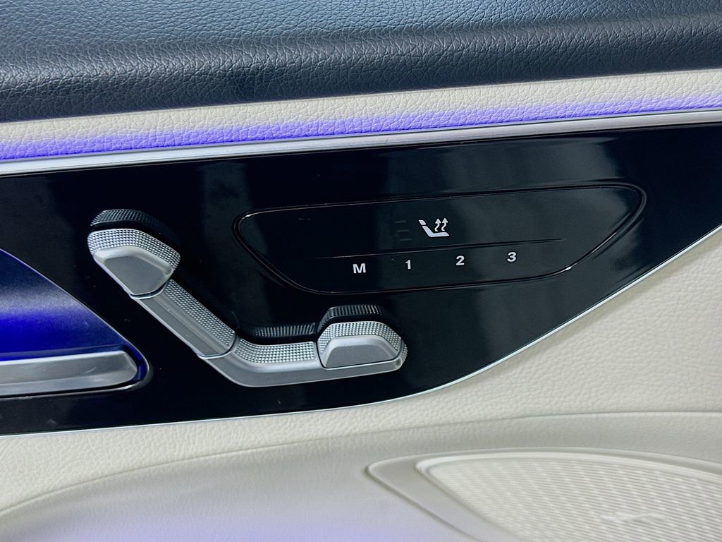 Used 2022 Mercedes-Benz C 300 4MATIC Sedan w/ Pinnacle Trim Package image 20