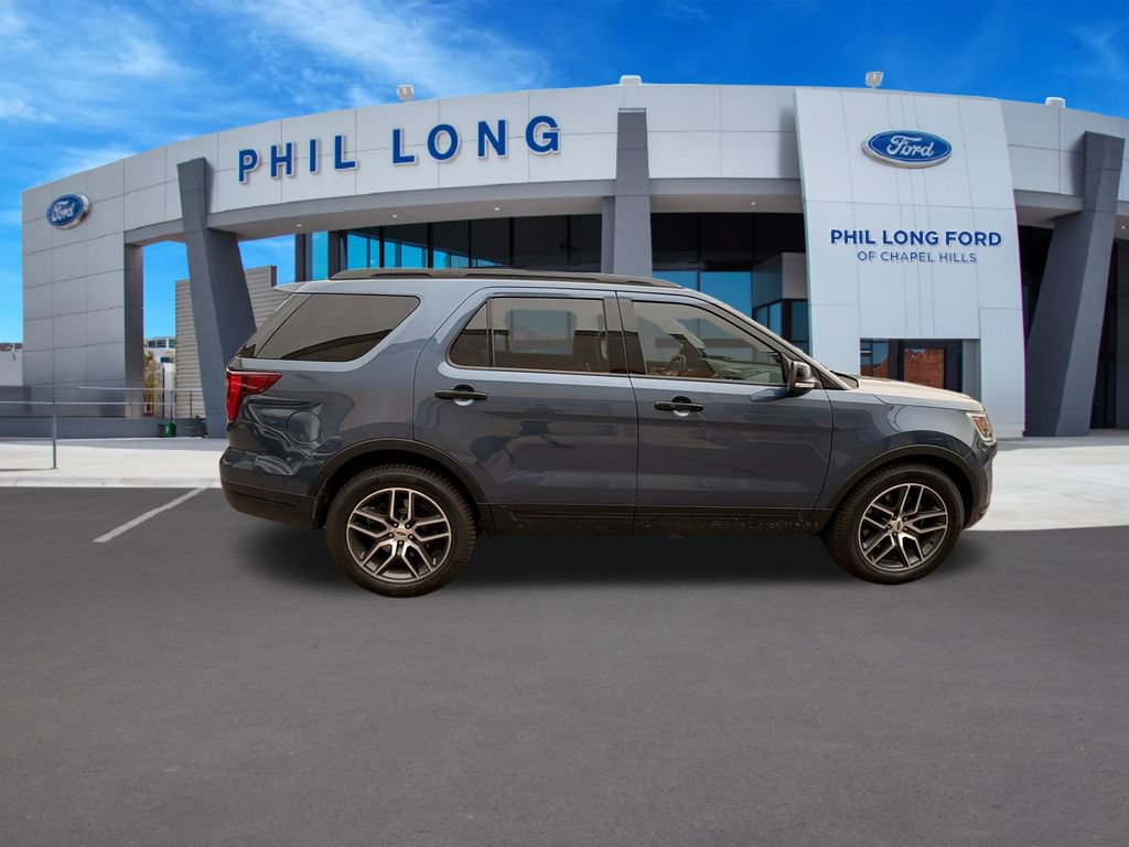 Used 2018 Ford Explorer Sport w/ Equipment Group 401A AWD/4WD image 7