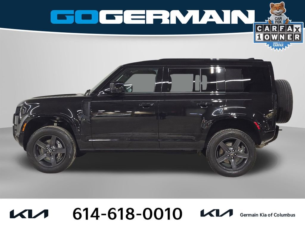 Used 2025 Land Rover Defender 110 X-Dynamic SE image 11