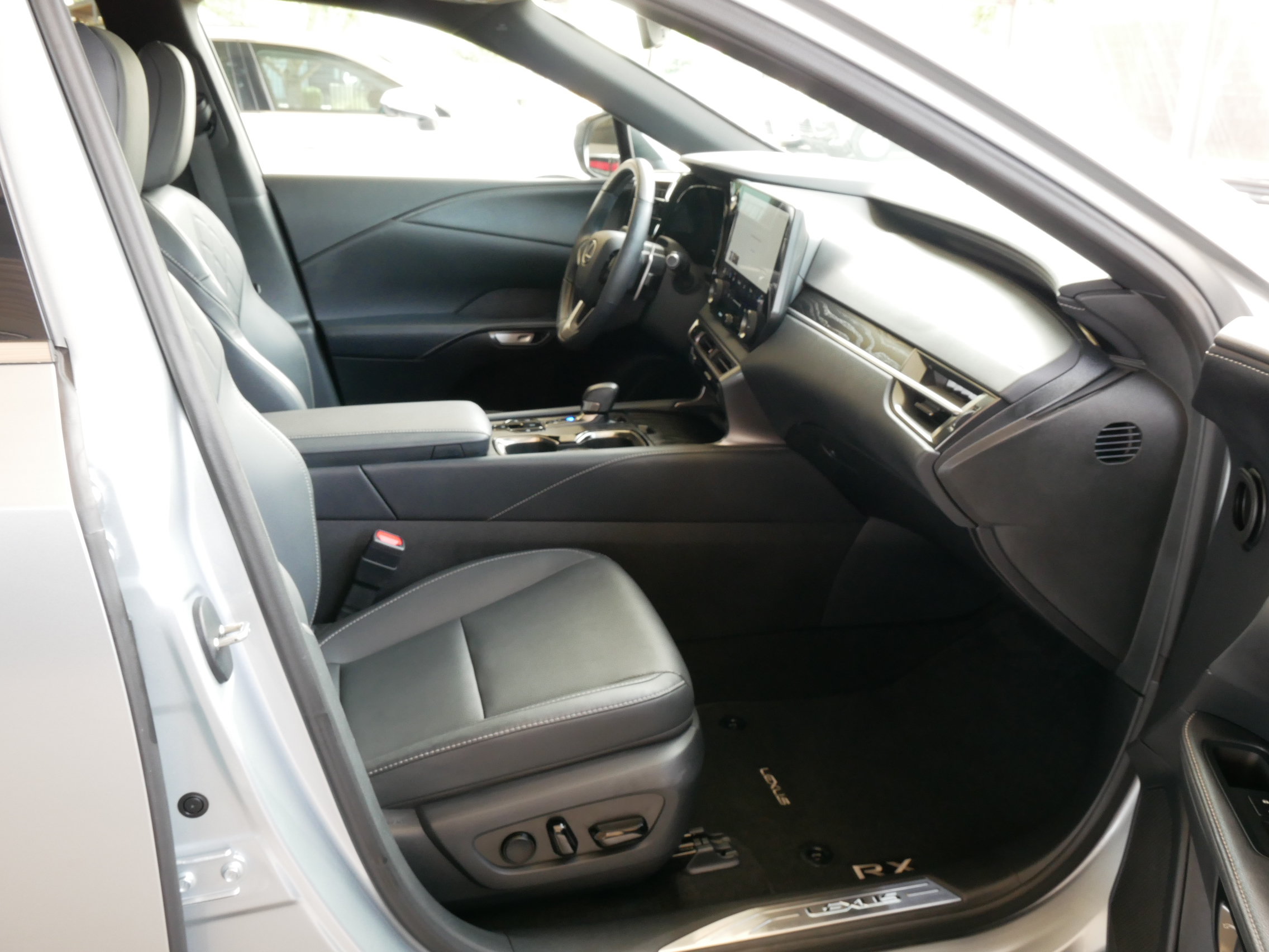 Certified 2025 Lexus RX 350h w/ Convenience Package AWD/4WD image 10