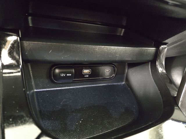 Certified 2025 Kia Seltos S image 28