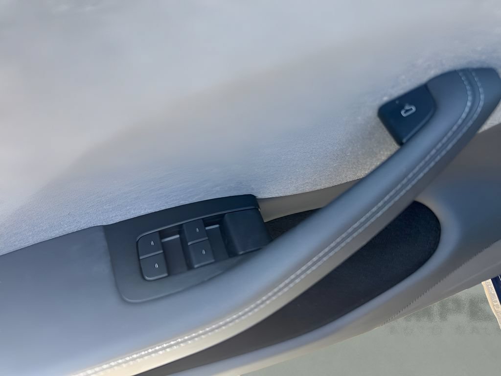 Used 2026 Tesla Model 3 RWD image 27