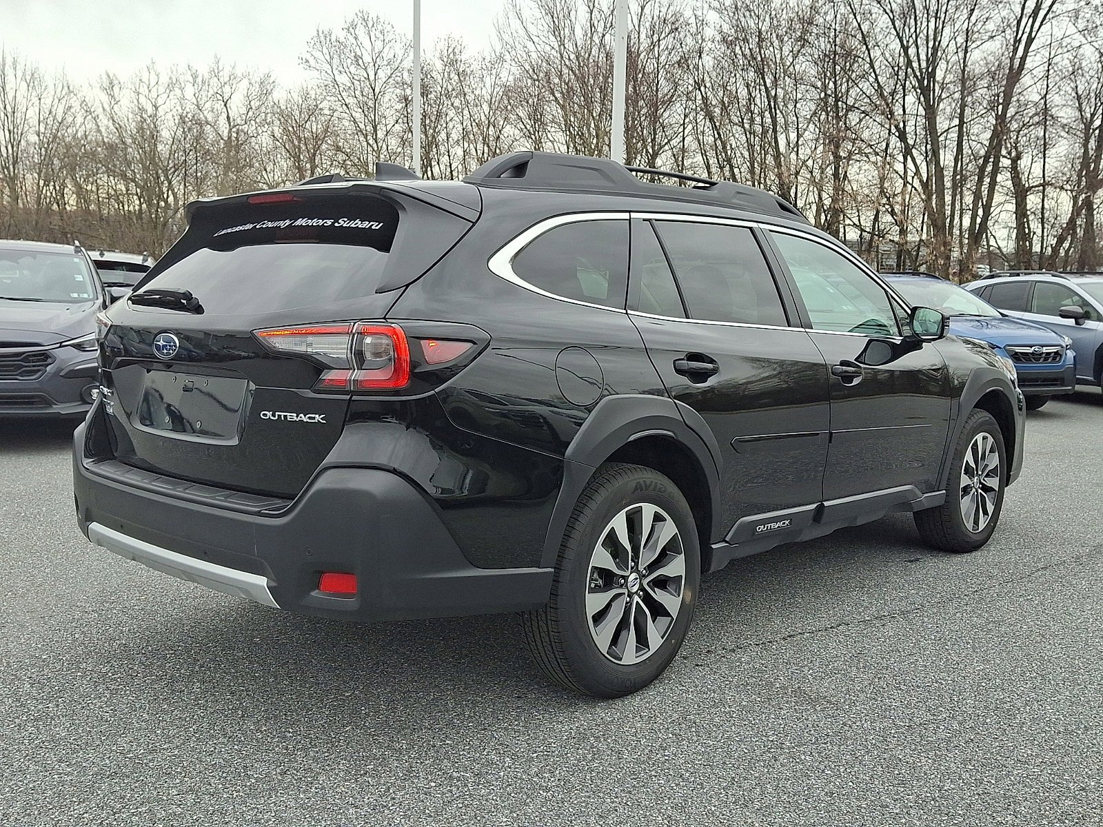 Certified 2025 Subaru Outback Limited AWD/4WD image 4