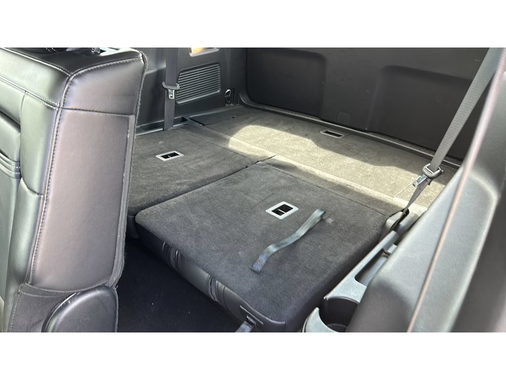 Used 2024 Ford Explorer XLT w/ Equipment Group 202A AWD/4WD image 20