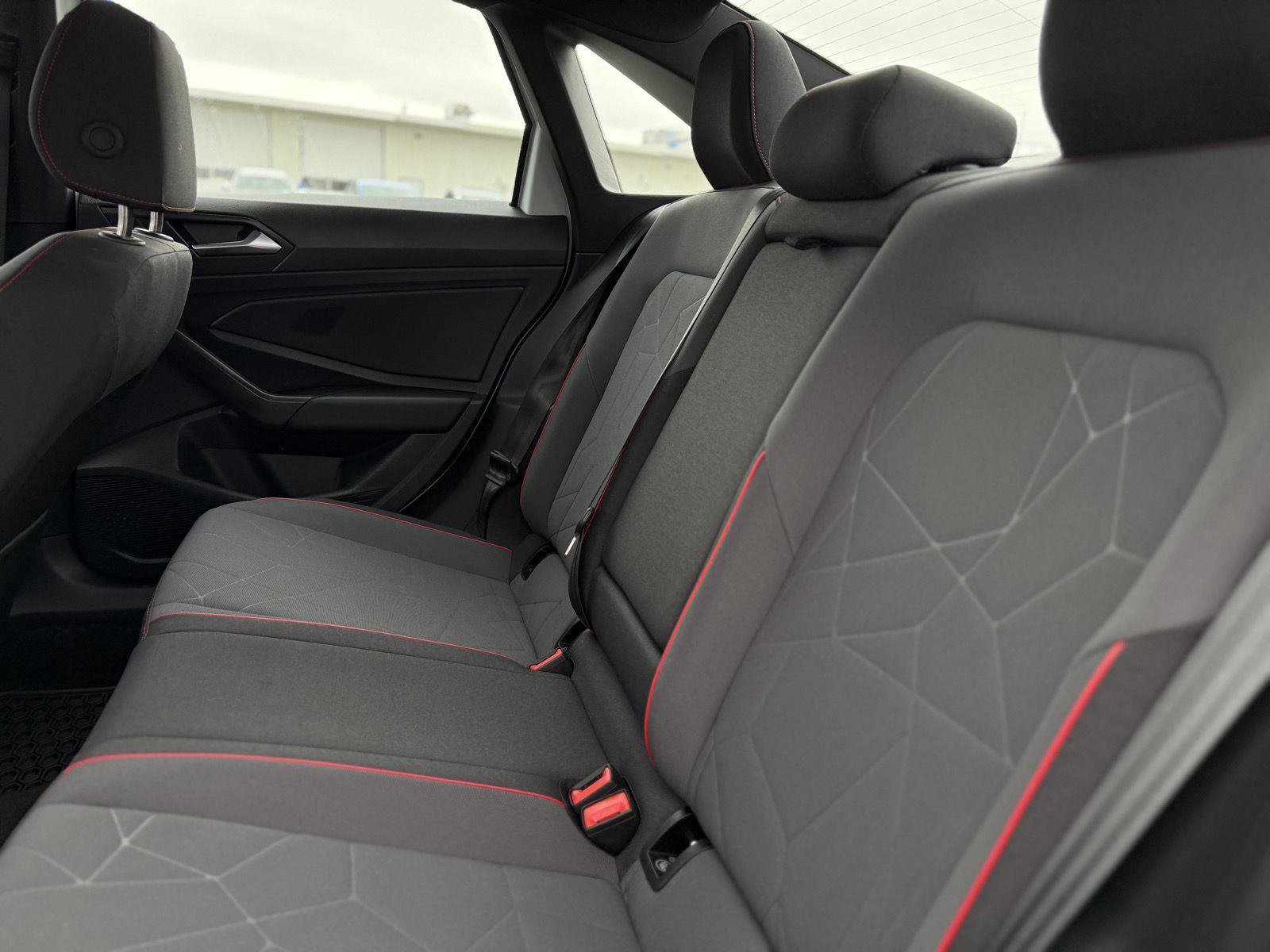 Used 2024 Volkswagen Jetta GLI 40th Anniversary Edition image 13