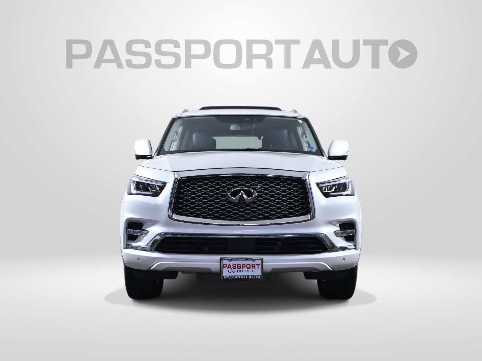 Used 2018 INFINITI QX80 4WD w/ Driver Assistance Package image 2