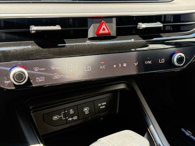 Used 2026 Kia K5 LXS FWD image 11