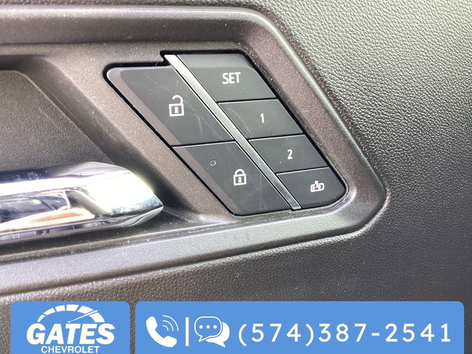 Used 2023 Chevrolet Colorado ZR2 w/ ZR2 Convenience Package III image 29