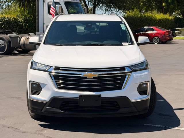 Used 2023 Chevrolet Traverse LT w/ LPO, Cargo Package AWD/4WD image 3