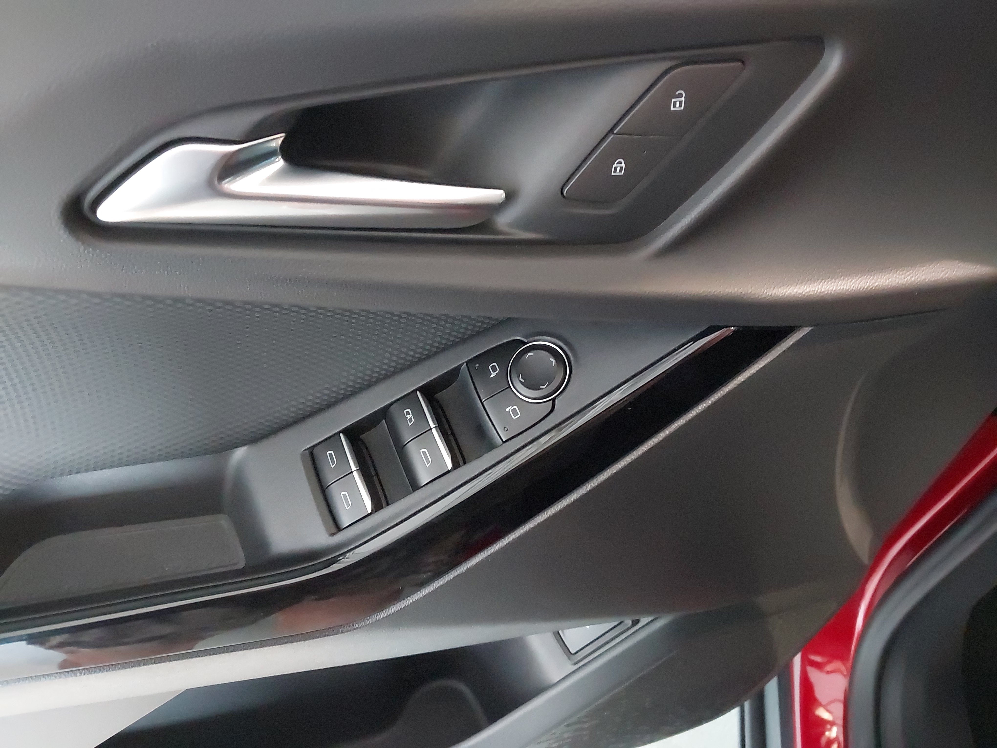 Certified 2026 Chevrolet Equinox RS w/ Safety and Technology Package FWD image 26
