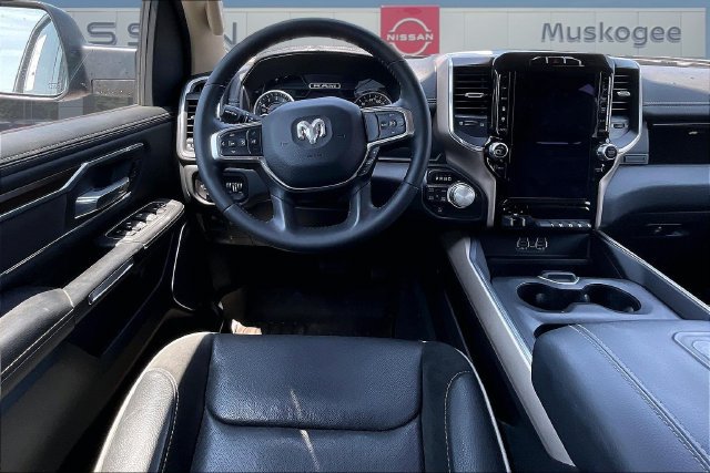 Used 2021 RAM 1500 Laramie AWD/4WD image 9