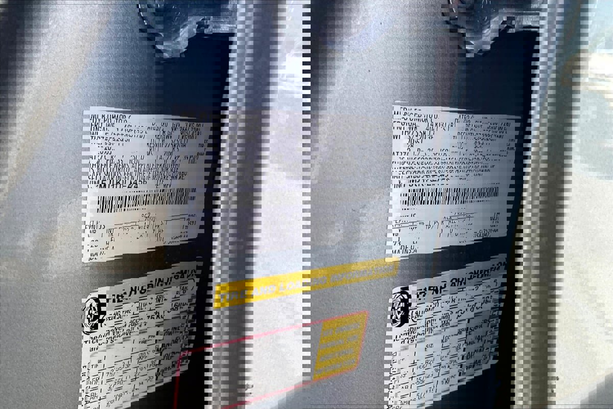 Used 2020 Ford Expedition Limited image 34