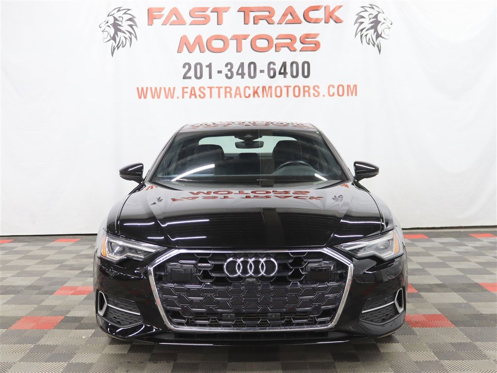 Used 2024 Audi A6 Premium Plus image 2