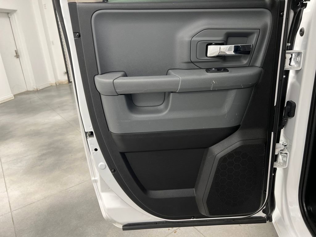 Used 2024 RAM 1500 Classic SLT image 15