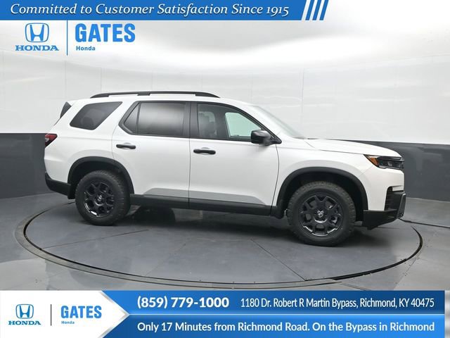 New 2026 Honda Pilot TrailSport