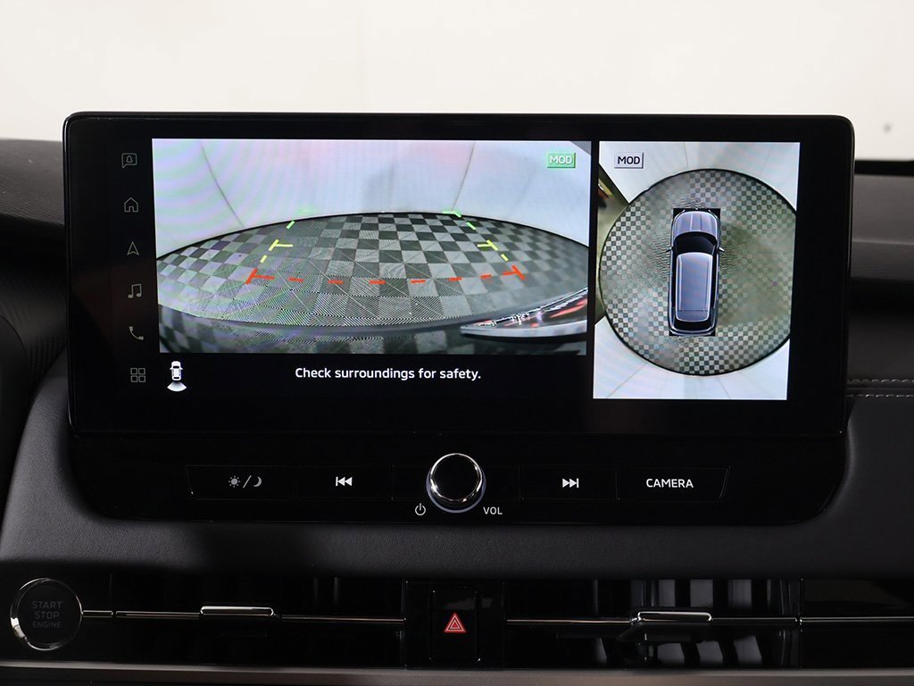 New 2025 Mitsubishi Outlander SE image 49