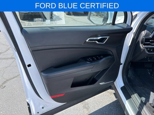 Used 2024 Kia Sportage EX FWD image 19