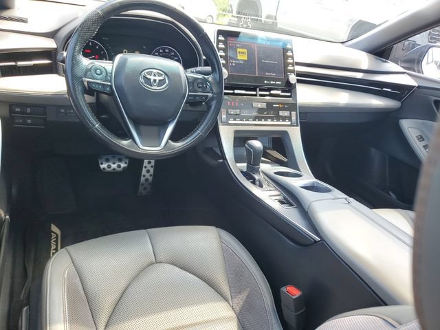 Used 2019 Toyota Avalon XSE w/ All Weather Liner Package FWD image 10