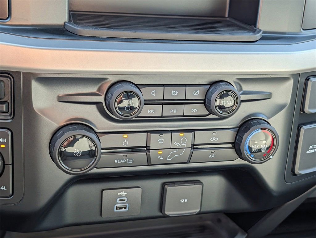 Used 2023 Ford F450 XL w/ Snow Plow Prep Package image 21