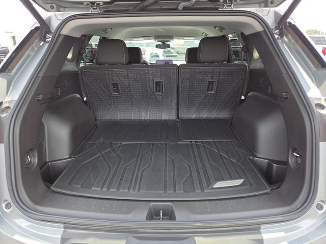 Used 2023 Chevrolet Blazer LT w/ Convenience Package FWD image 17