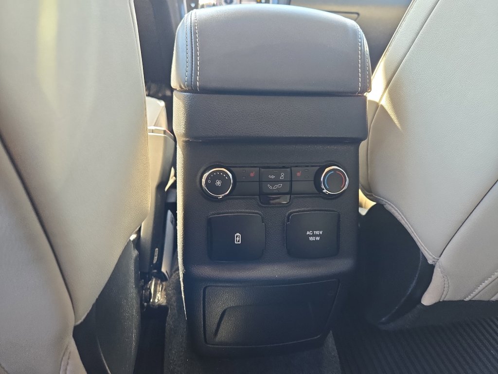Used 2017 Ford Explorer Platinum AWD/4WD image 18