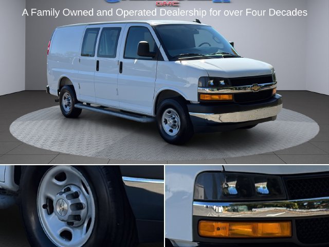 Used 2025 Chevrolet Express 2500 w/ Driver Convenience Package RWD image 2