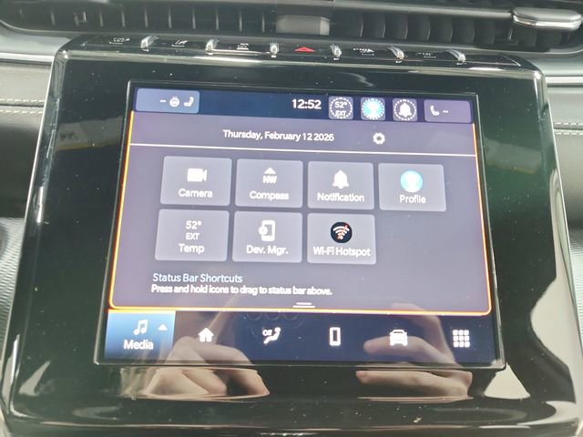 Used 2024 Jeep Grand Cherokee Altitude image 28