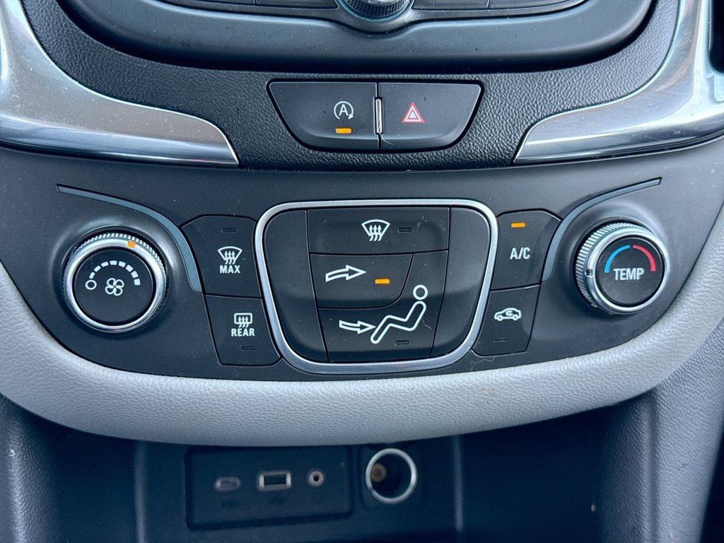 Used 2022 Chevrolet Equinox LT FWD image 19