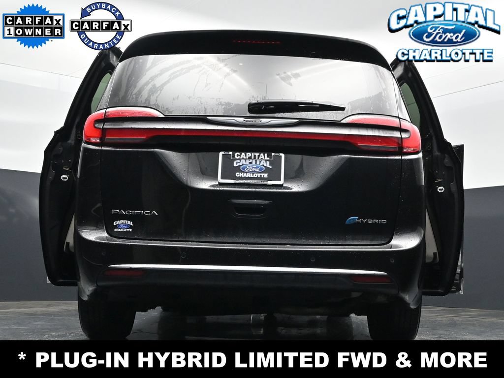 Used 2023 Chrysler Pacifica Limited FWD image 40