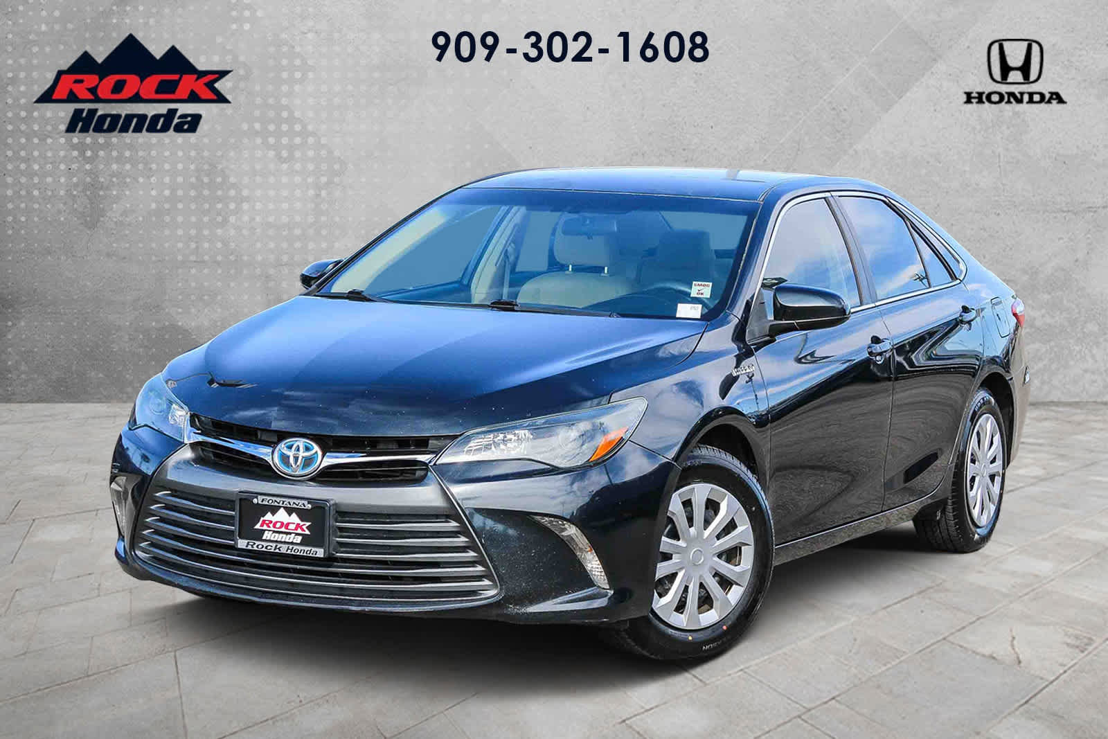 Used 2015 Toyota Camry LE
