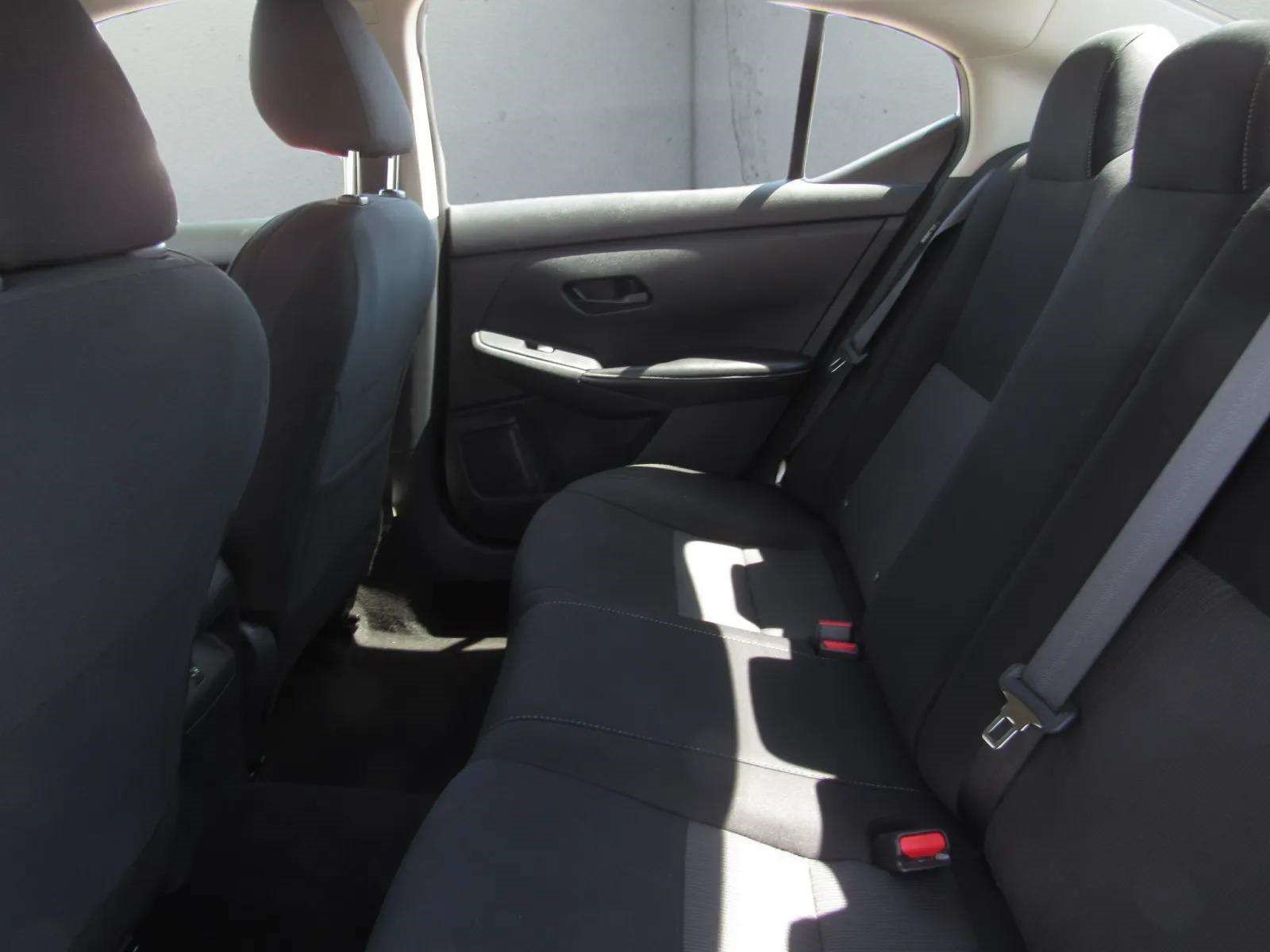 Used 2024 Nissan Sentra SV FWD image 12