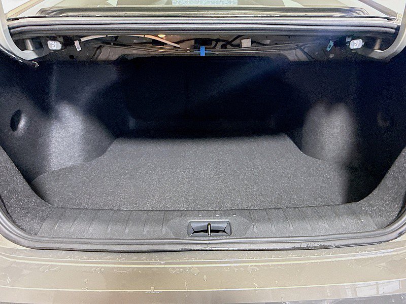New 2026 Nissan Sentra SV w/ SV Convenience Package FWD image 24