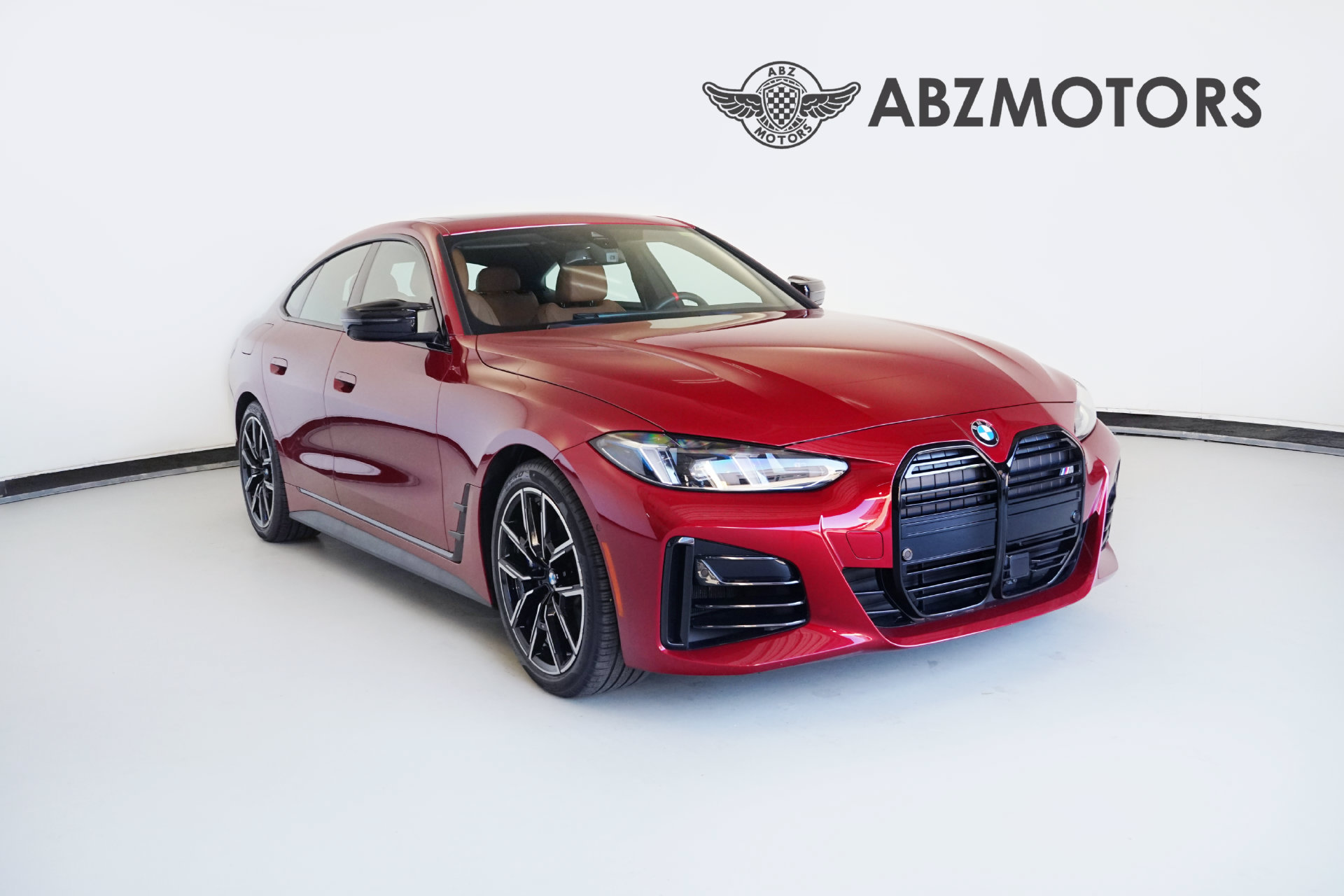 Used 2026 BMW M440i RWD image 1