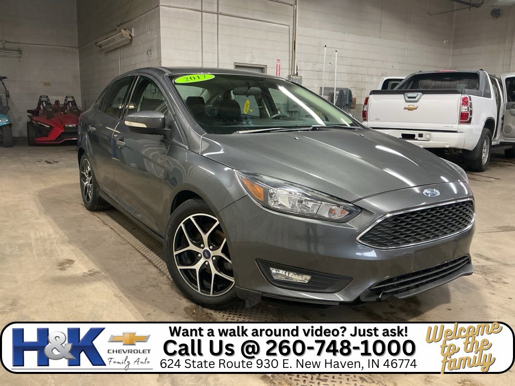 Used 2017 Ford Focus SEL image 1