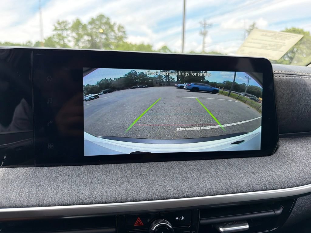 New 2026 Nissan Kicks SV w/ Interior Electronics Package FWD image 9